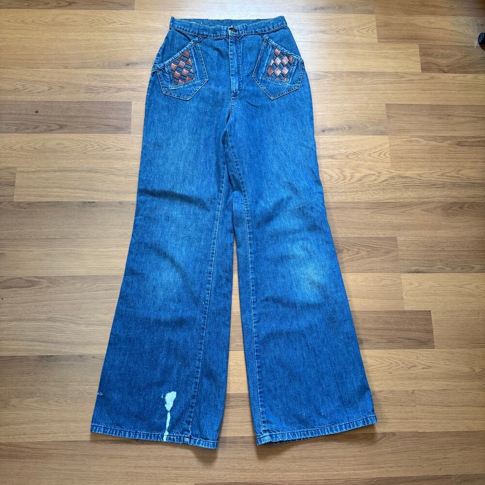 Women's Vintage 70's Wide Leg Bell Bottoms Flared Denim Blue Jeans Sz 26 x 32 - Picture 1 of 9